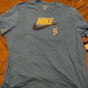 NWT| 3XL Nike T-Shirt